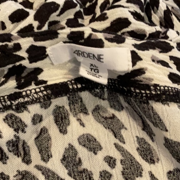 PTP 29 inches length 45” cheetah print duster - Picture 2 of 10